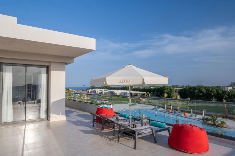 One Bedroom Skyline Suite Bay View