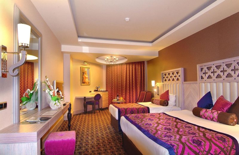 Superior Standard Room Side Sea View