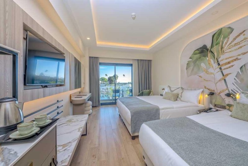 Standard Sea View Room