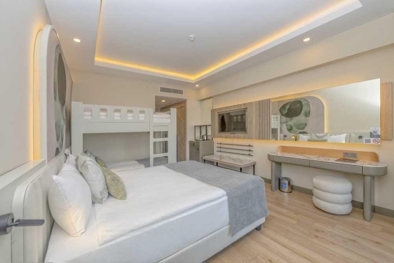 Standard Bunkbed Room