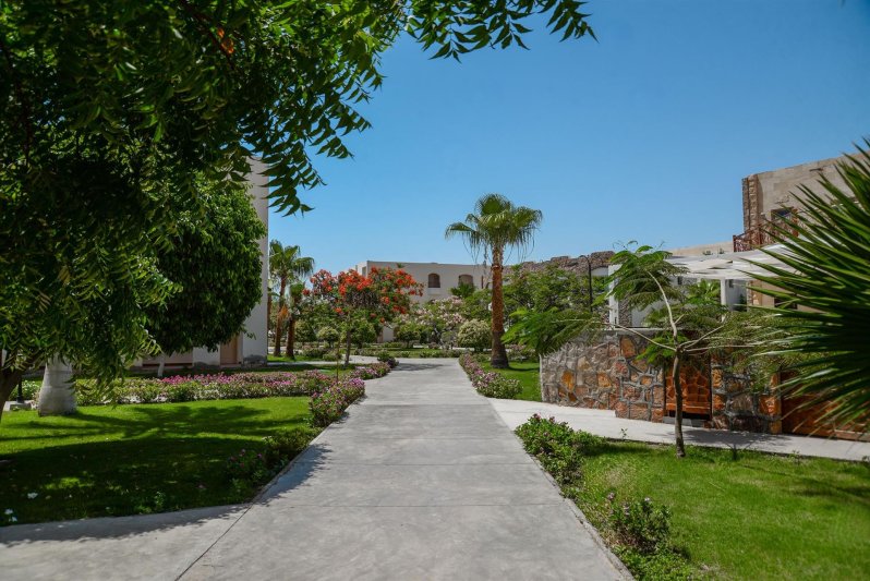 Marsa Alam utazás Royal Brayka Beach Resort