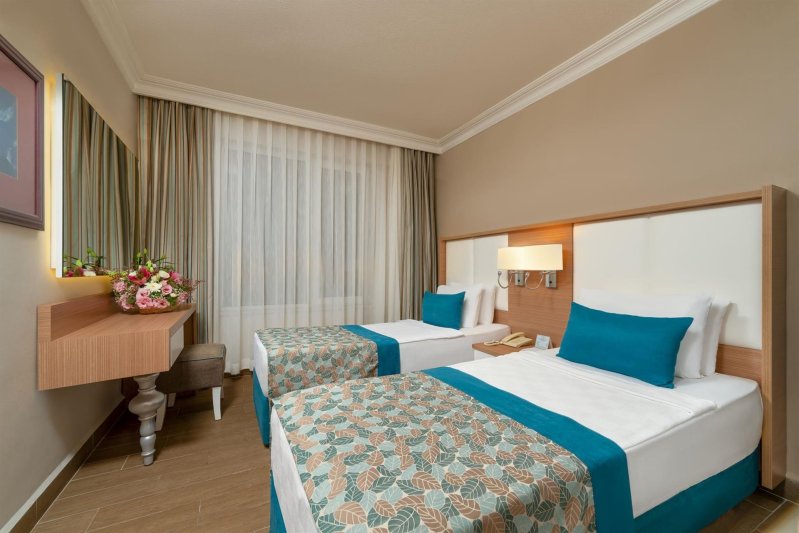 Family Main Building 1 Bedroom+1 Living Room+1 Bathroom