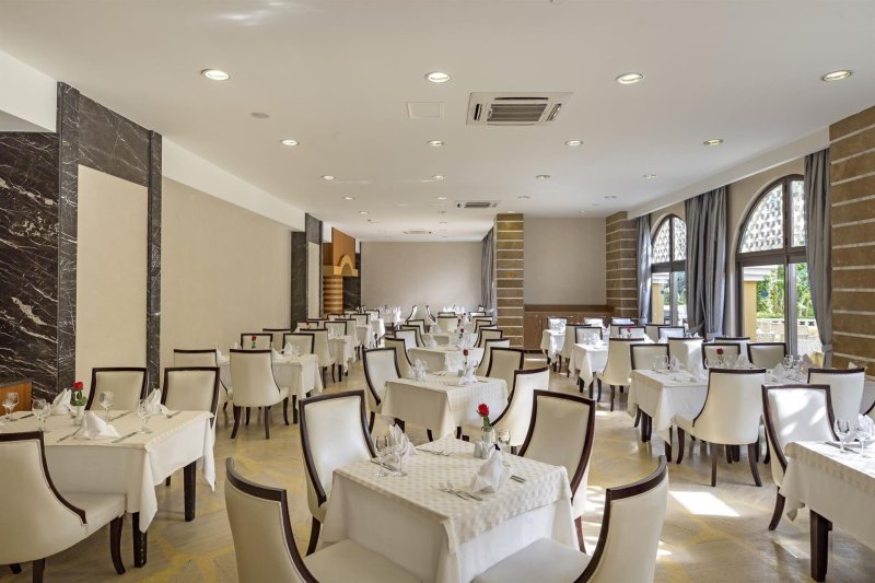 Antalya utazás Royal Holiday Palace