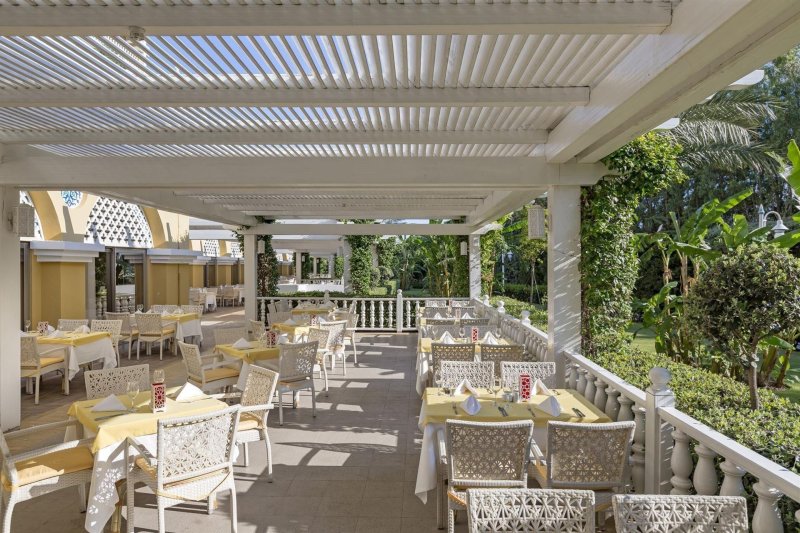 Antalya utazás Royal Holiday Palace