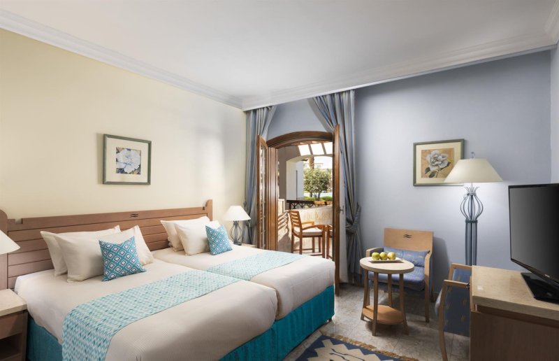 Standard Pool View Room