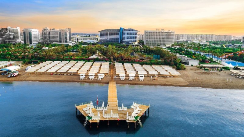 Antalya utazás Royal Wings Hotel