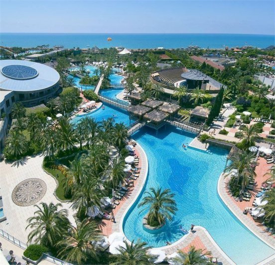 Antalya utazás Royal Wings Hotel