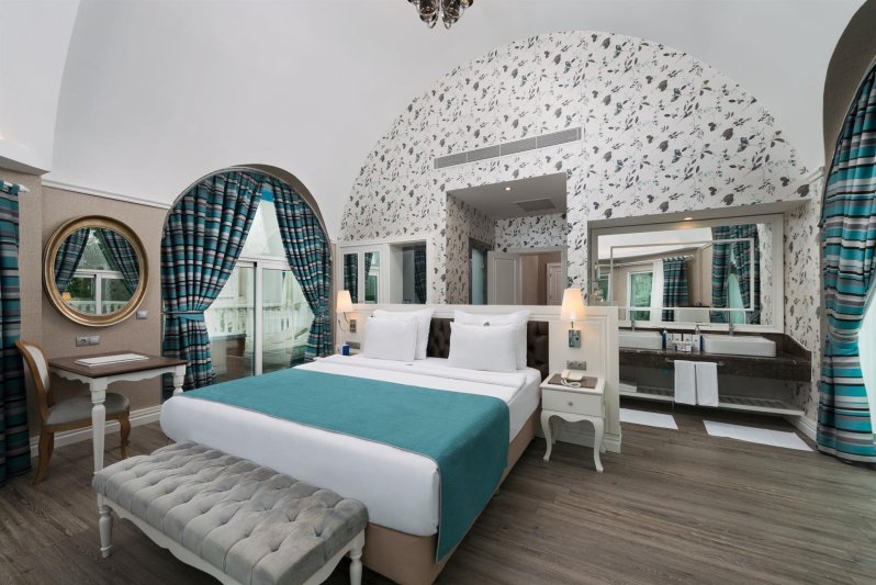 Platinum Suite
