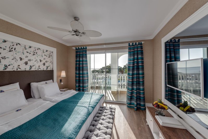 Platinum Suite