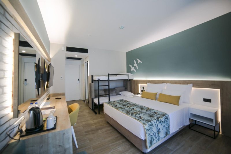 Family Room With Bunkbed