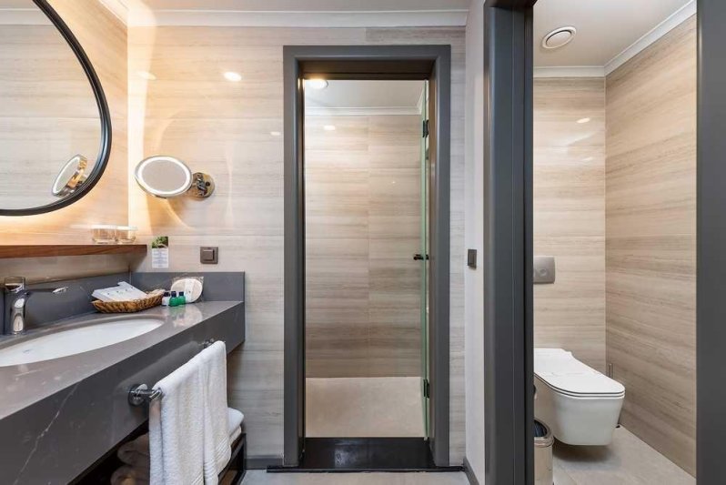 Family Room Side Sea View With 1 Bathroom,1Balcony