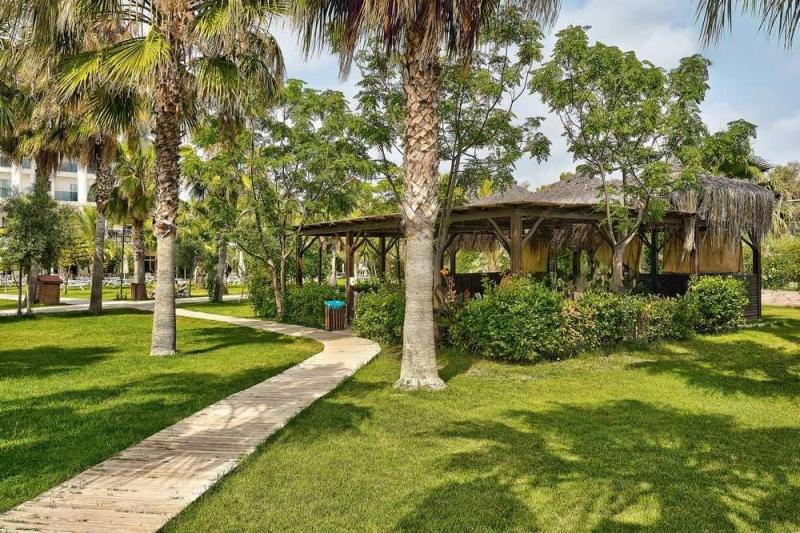 Seaden Sea Planet Resort & Spa Side