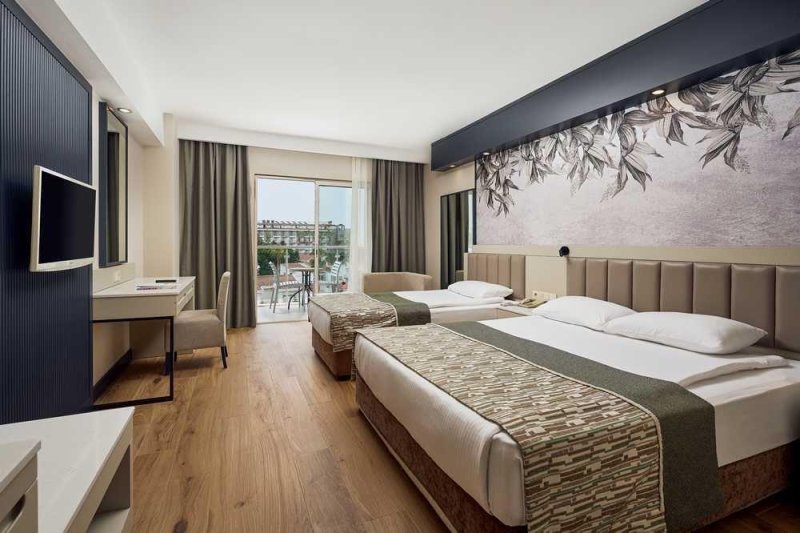 Standard Room Side Sea View