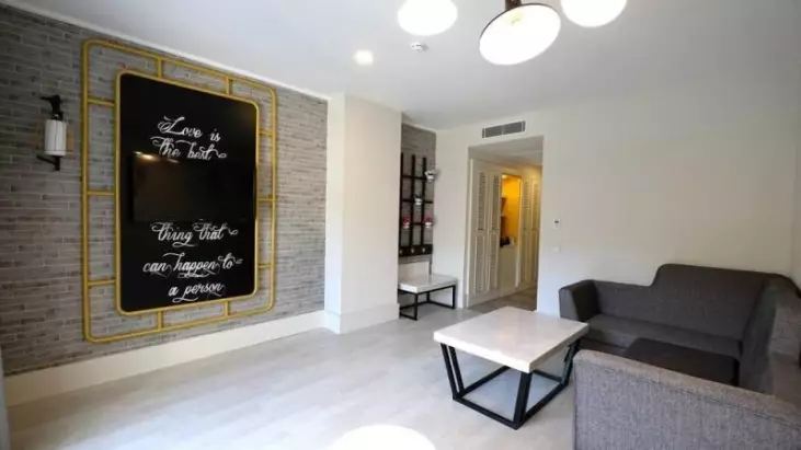 Suite Room