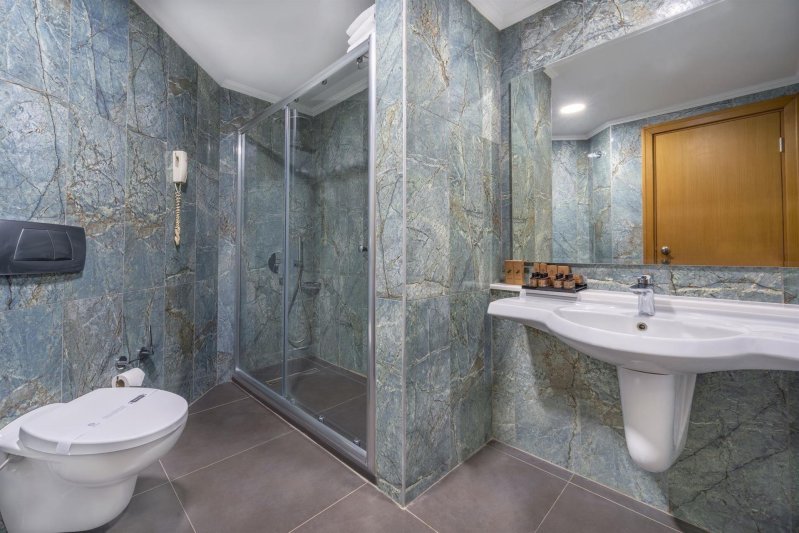 Main Bulding Suite Room