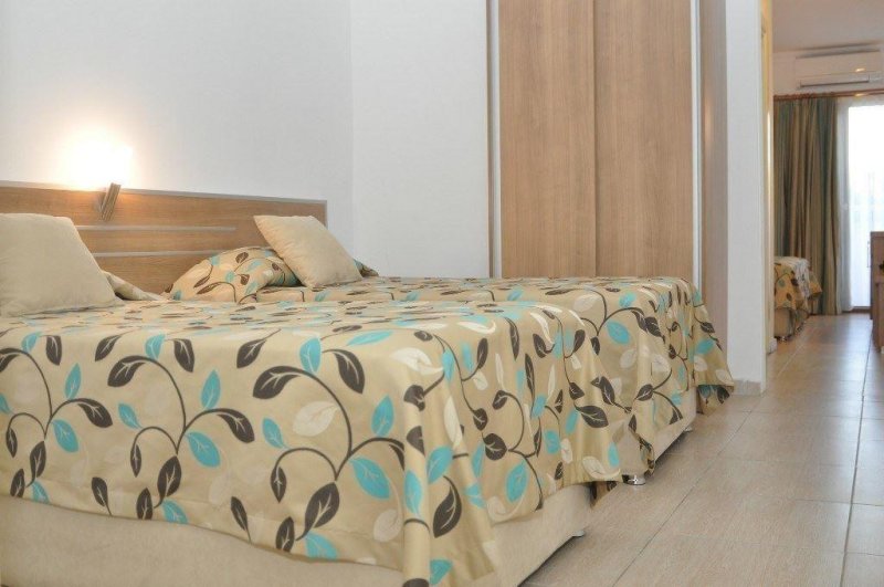 Family Room 2 Bedrooms