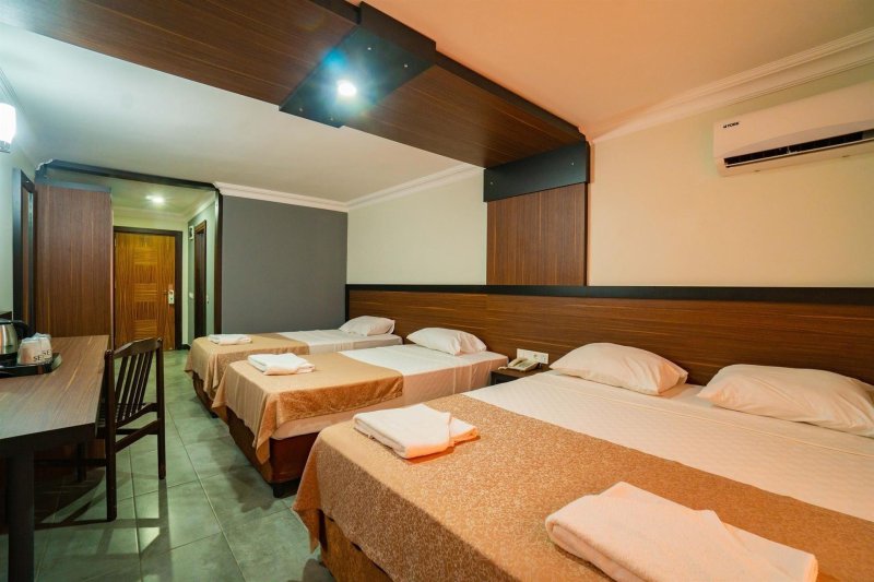 Standard Big Room