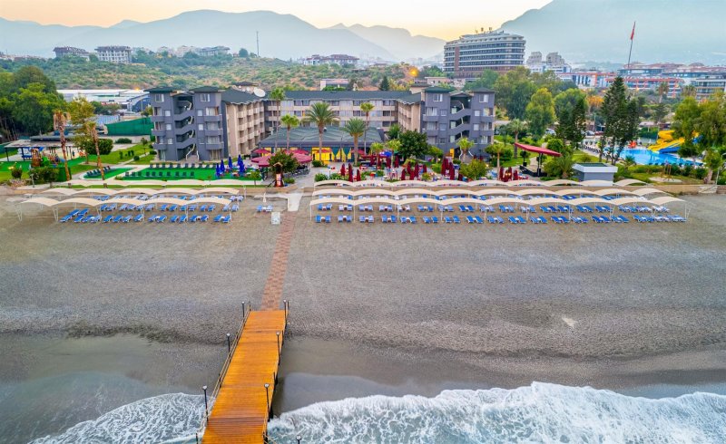 Alanya utazás Senza Sunset Beach Hotel