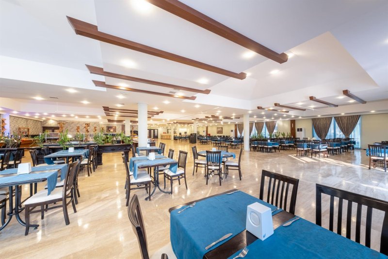 Alanya utazás Senza Sunset Beach Hotel