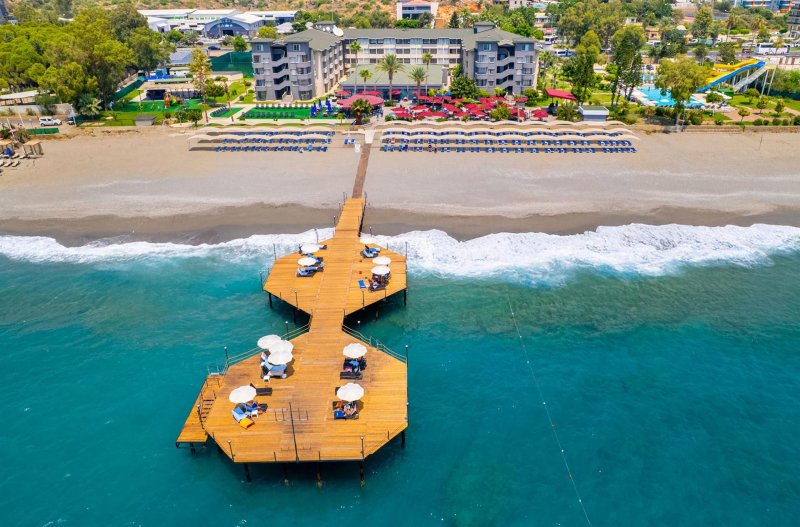 Alanya utazás Senza Sunset Beach Hotel