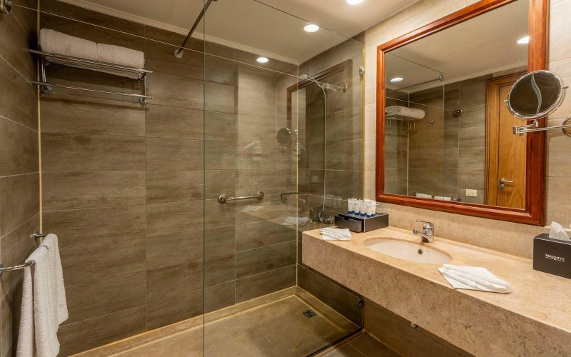 Club Deluxe Side Sea View Room