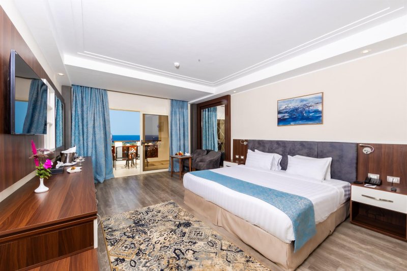 Grand Club Executive Sea View Room