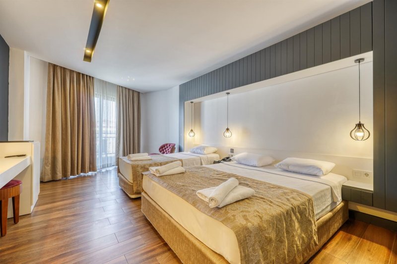 Standard Room Side Sea View