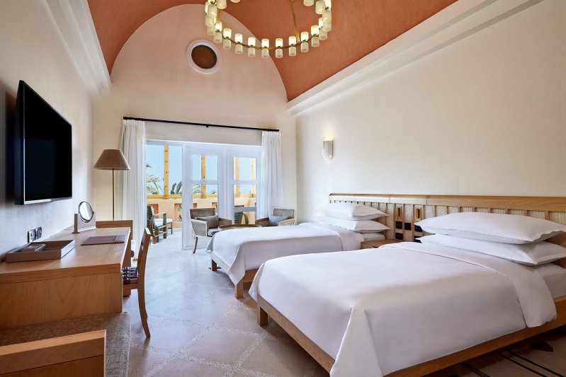 Deluxe Beach Front Room