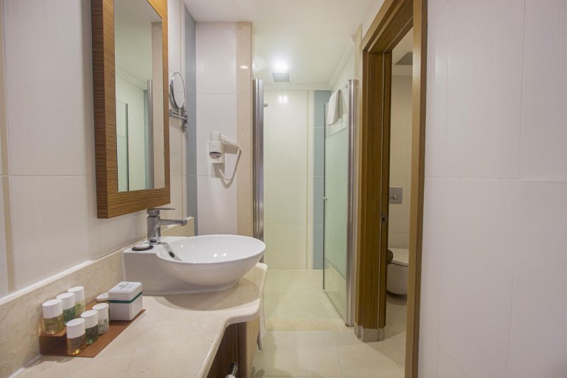 Lagoon Superior Room