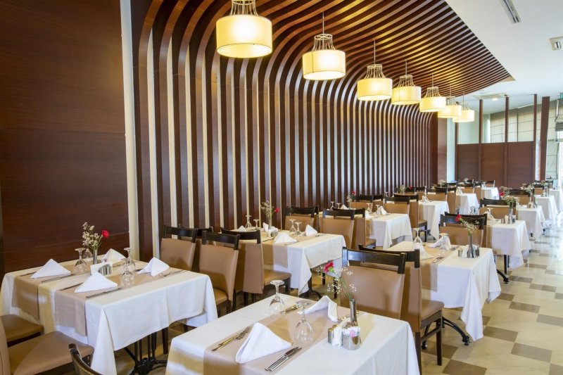 Antalya utazás Sherwood Exclusive Lara