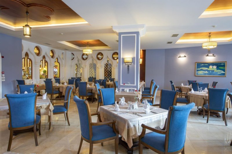 Antalya utazás Sherwood Exclusive Lara