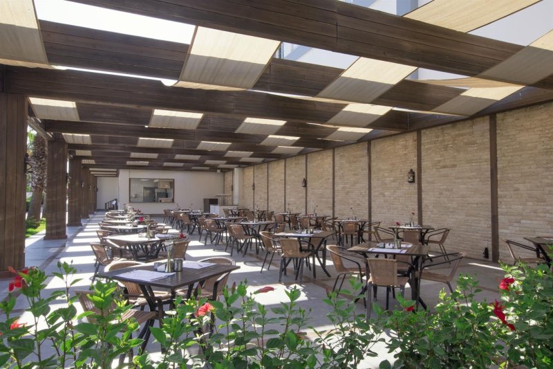 Antalya utazás Sherwood Exclusive Lara