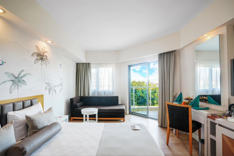 Standard Room Pool View