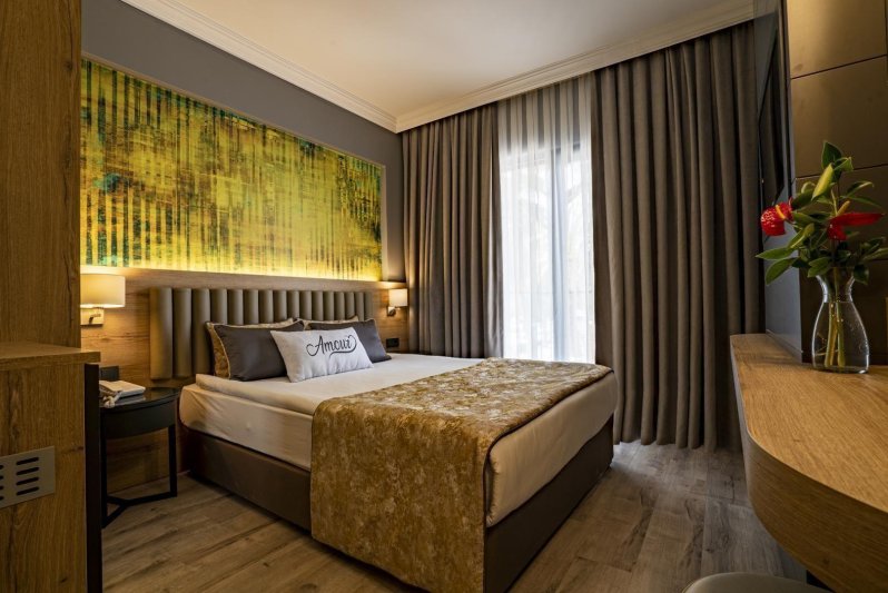 Standard Room Pool View