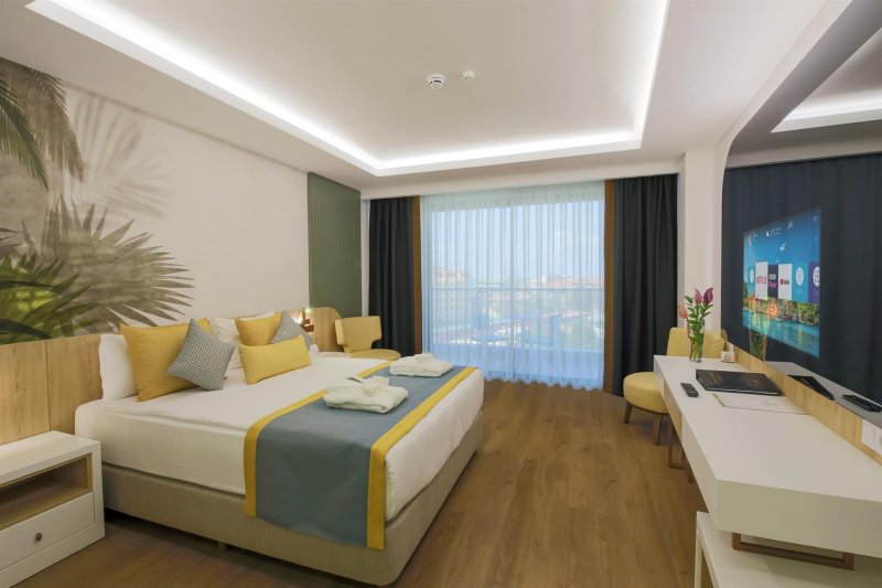 Standard Room Land View