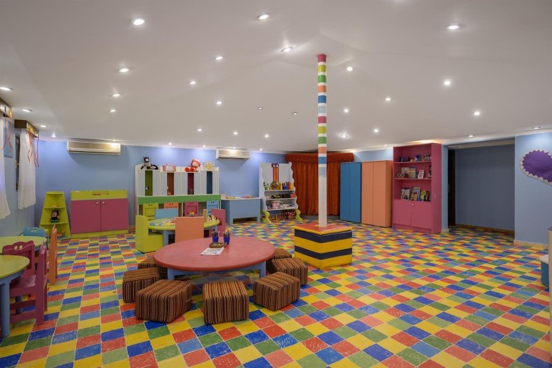 Hurghada utazás Sindbad Club