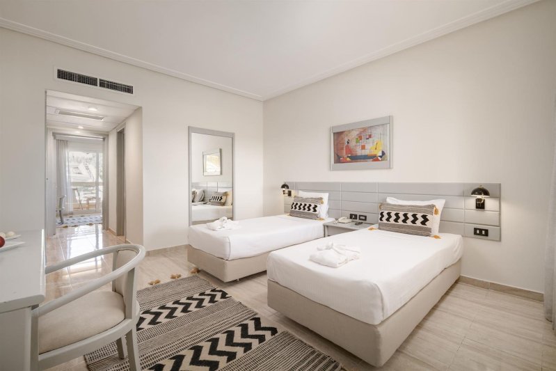 Premium Family Suite