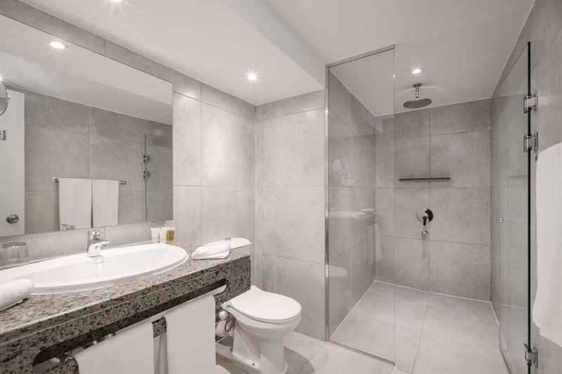 Deluxe Family Suite