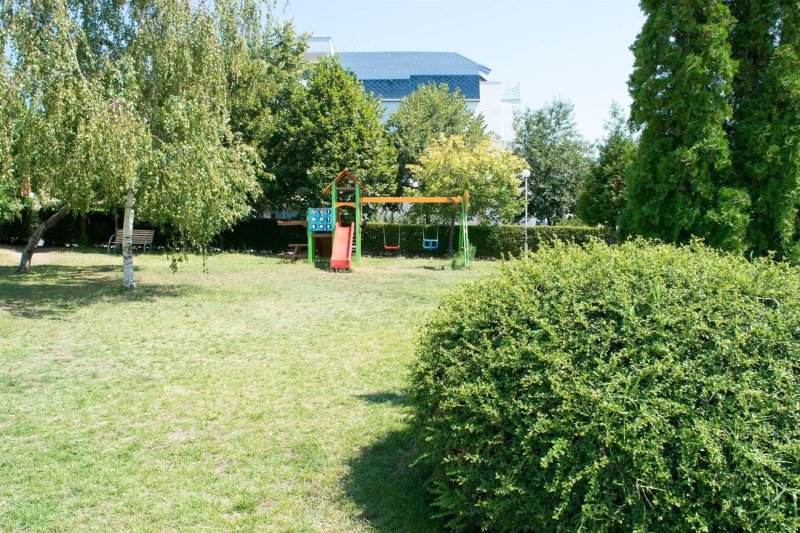 Sineva Park Napospart