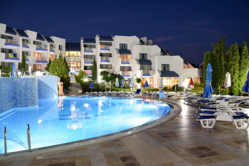 Napospart utazás Sineva Park