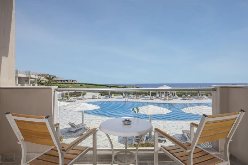 Executive Suite Sea Front ( ADL +14 )