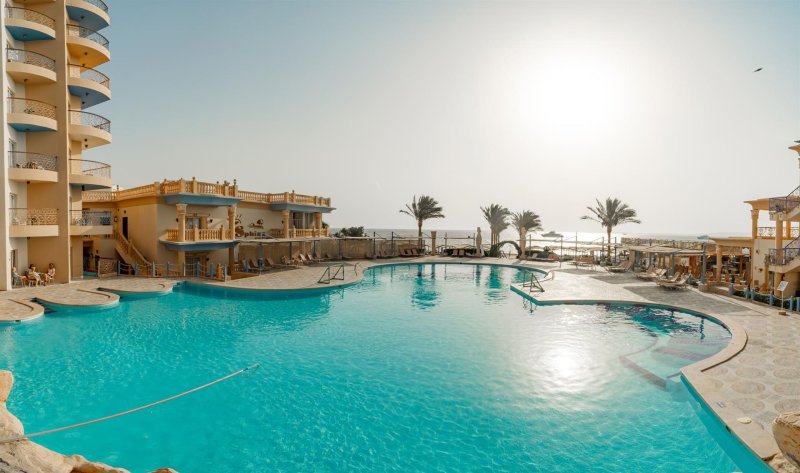 Hurghada utazás Sphinx Aqua Park Beach Resort