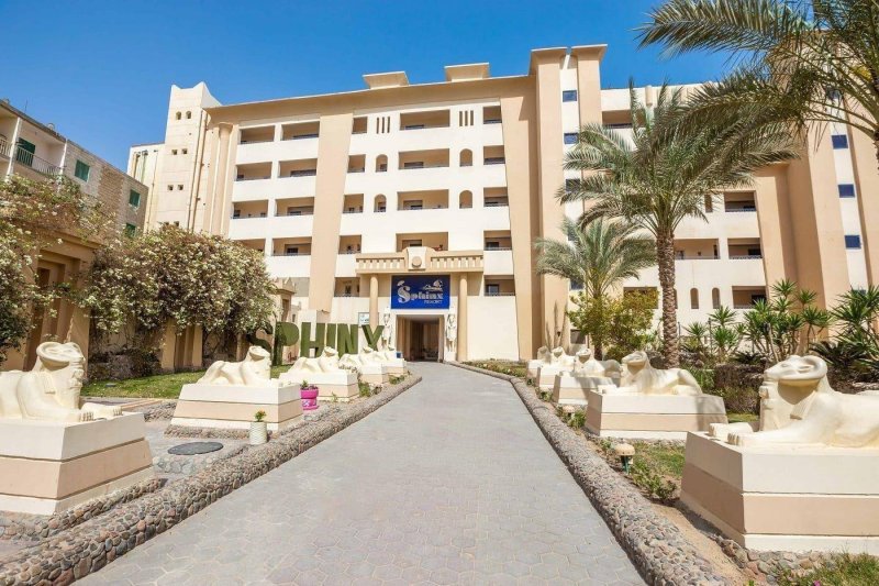 Hurghada utazás Sphinx Aqua Park Beach Resort