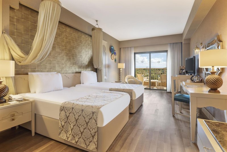 Standard Room Side Sea View