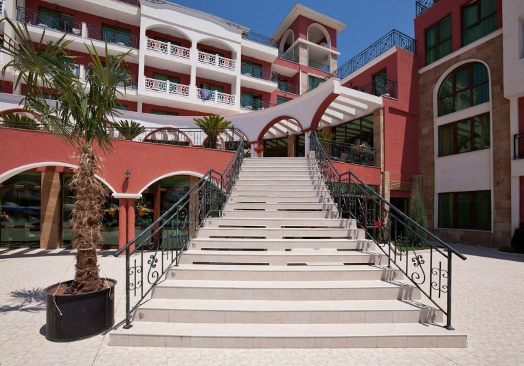 St.George Palace Resort & Spa Napospart