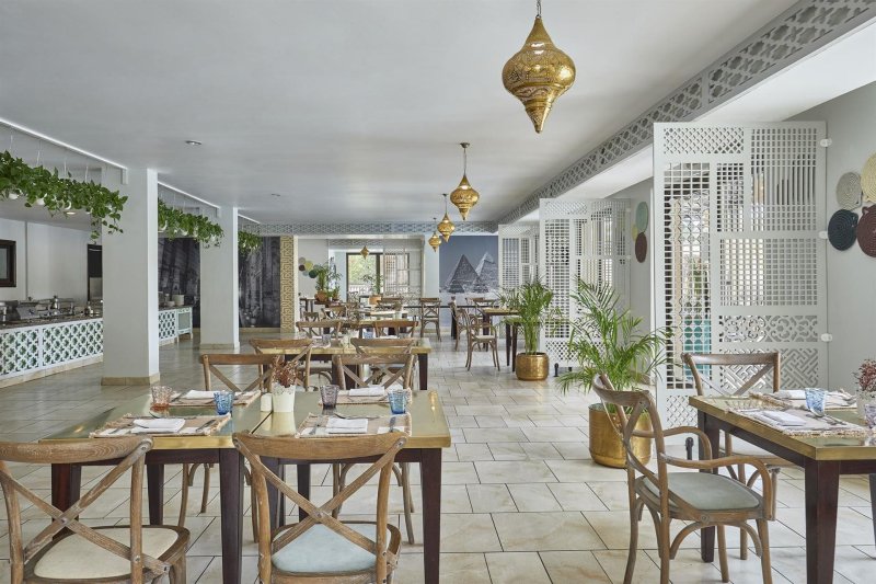 Hurghada utazás Steigenberger Aqua Magic