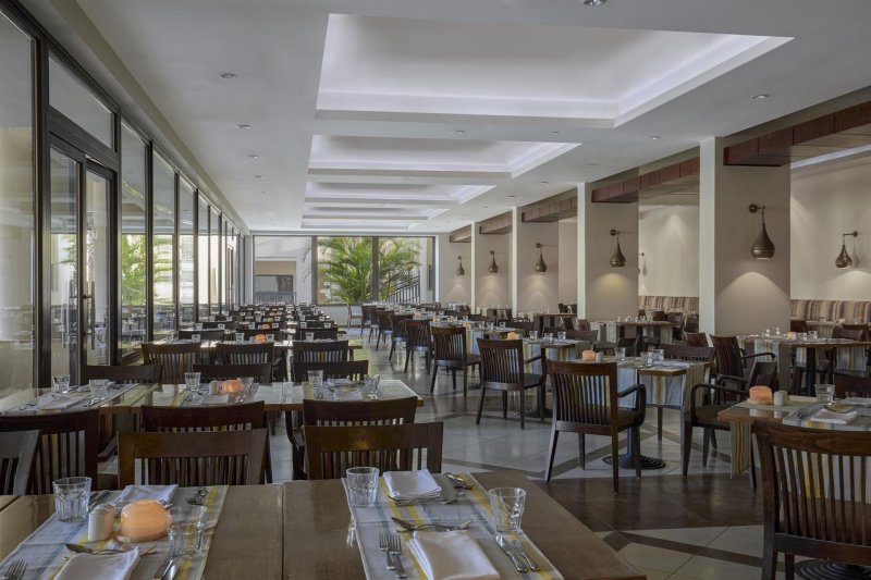 Hurghada utazás Steigenberger Aqua Magic