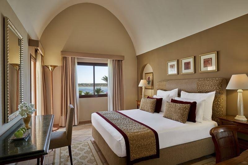 Junior Suite Pool \ Sea View Room