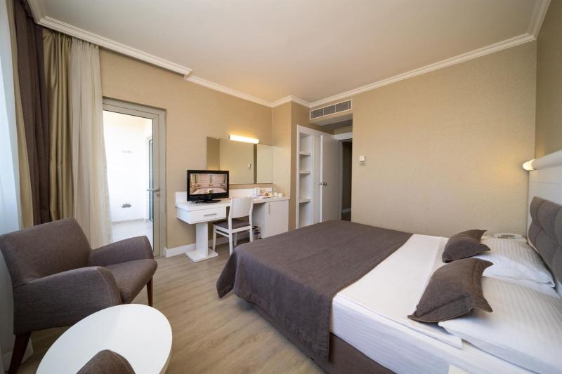 Hotel Family Room