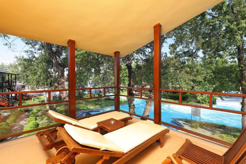 Villa&lake Std Garden View